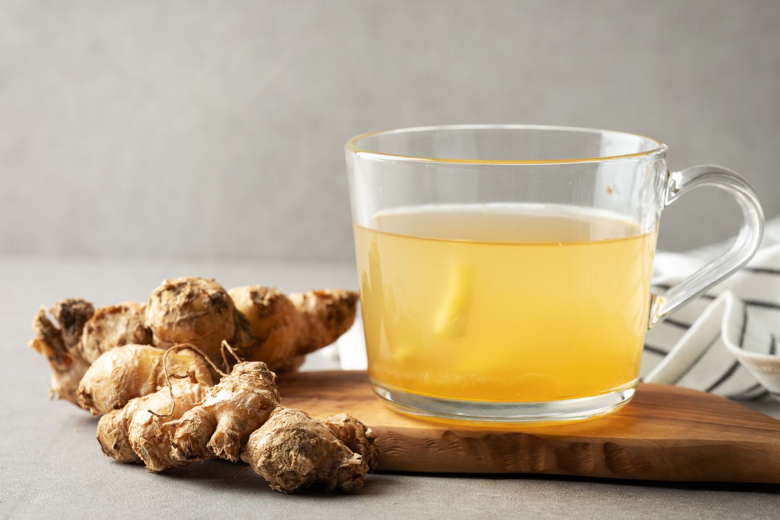 Cómo preparar té de jengibre raíz fresca rodajas infusión tradicional