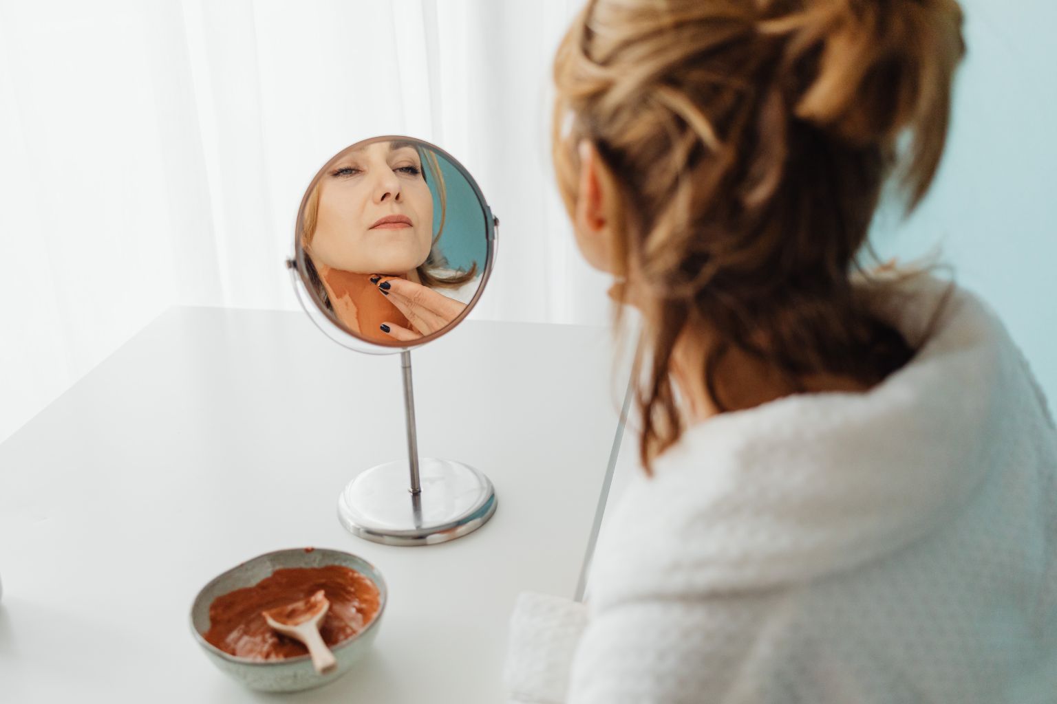 Cúrcuma uso tópico piel mascarilla facial tradición cultural belleza