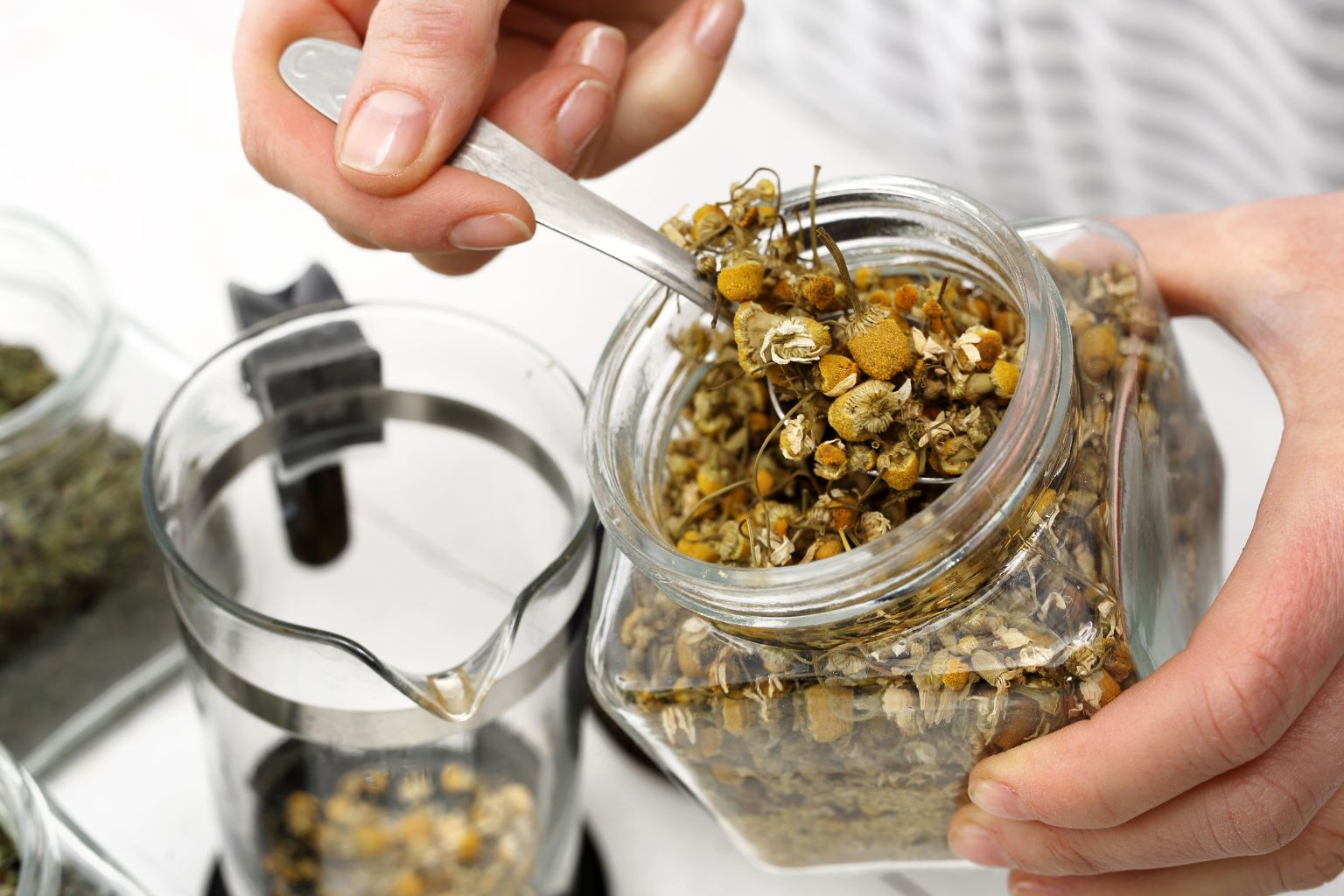 Productos naturales con manzanilla para el cuidado de la piel